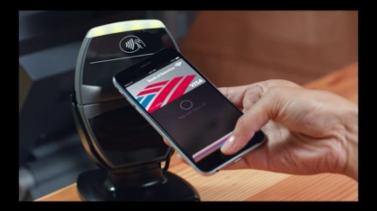 Apple PAy si paga con l'iPhone