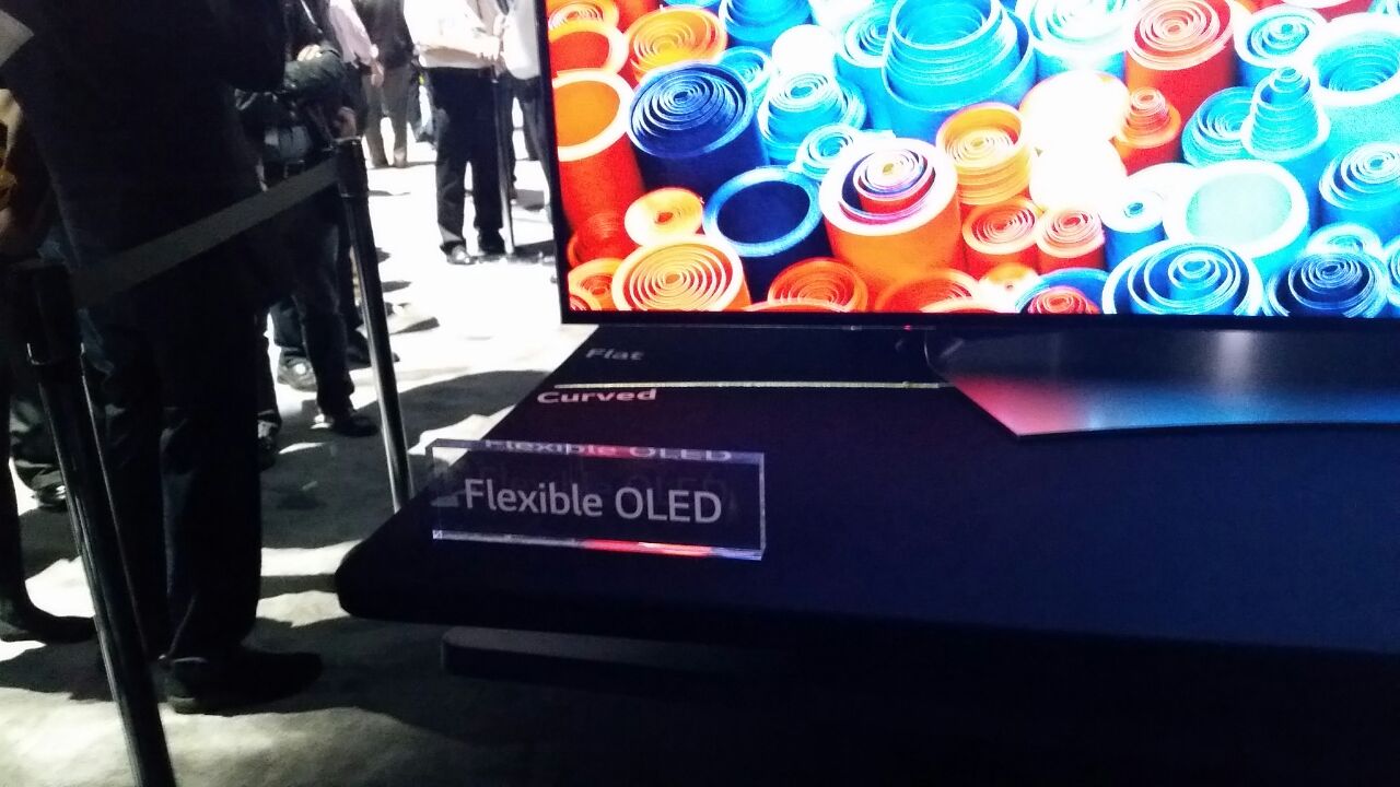 : LG Flexible 4K OLED TV