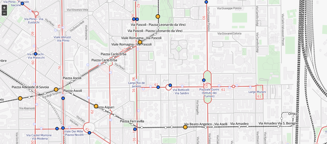 La mappa che mostra il movimento di autobus e treni in tempo reale