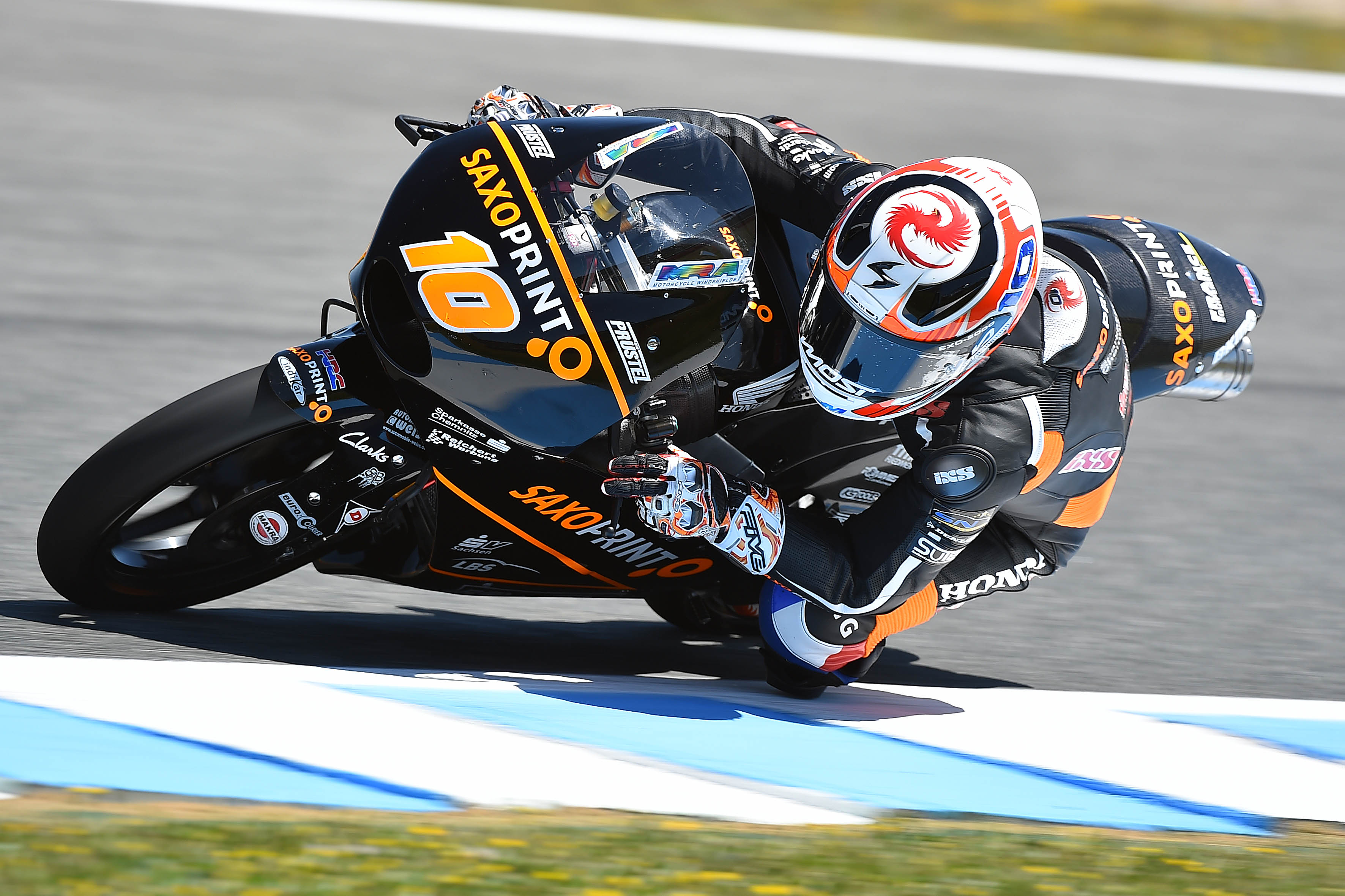 Saxoprint accorcia i tempi: spedizione express in due giorni