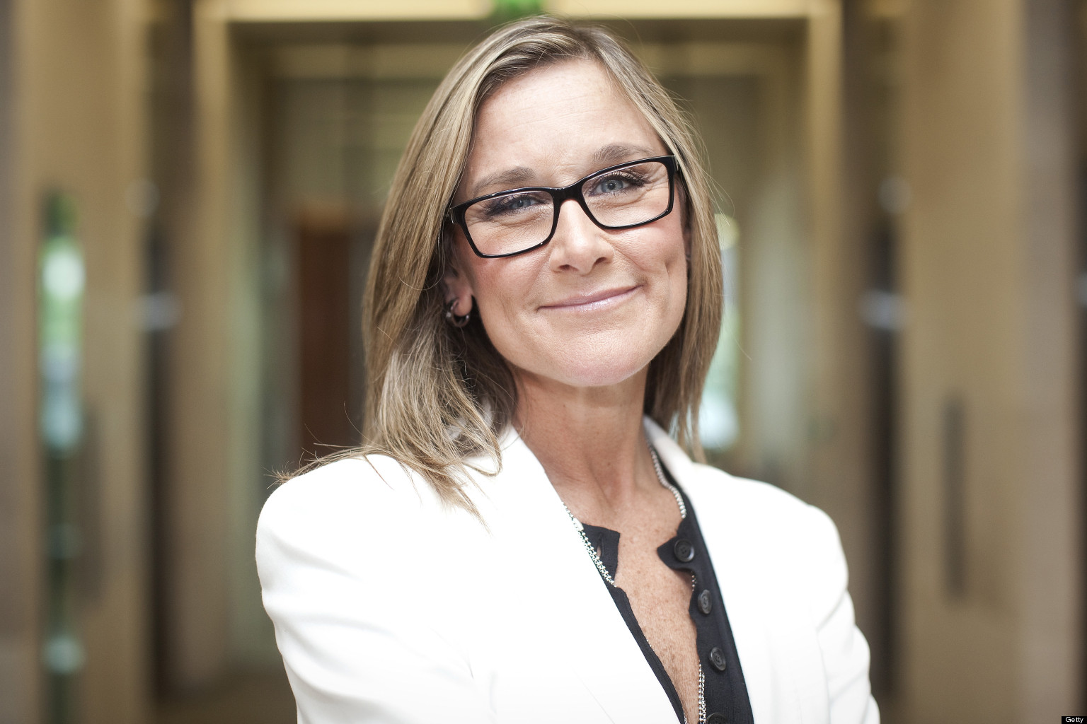 Angela Ahrendts (VP Apple): come assumere, i miei principi guida