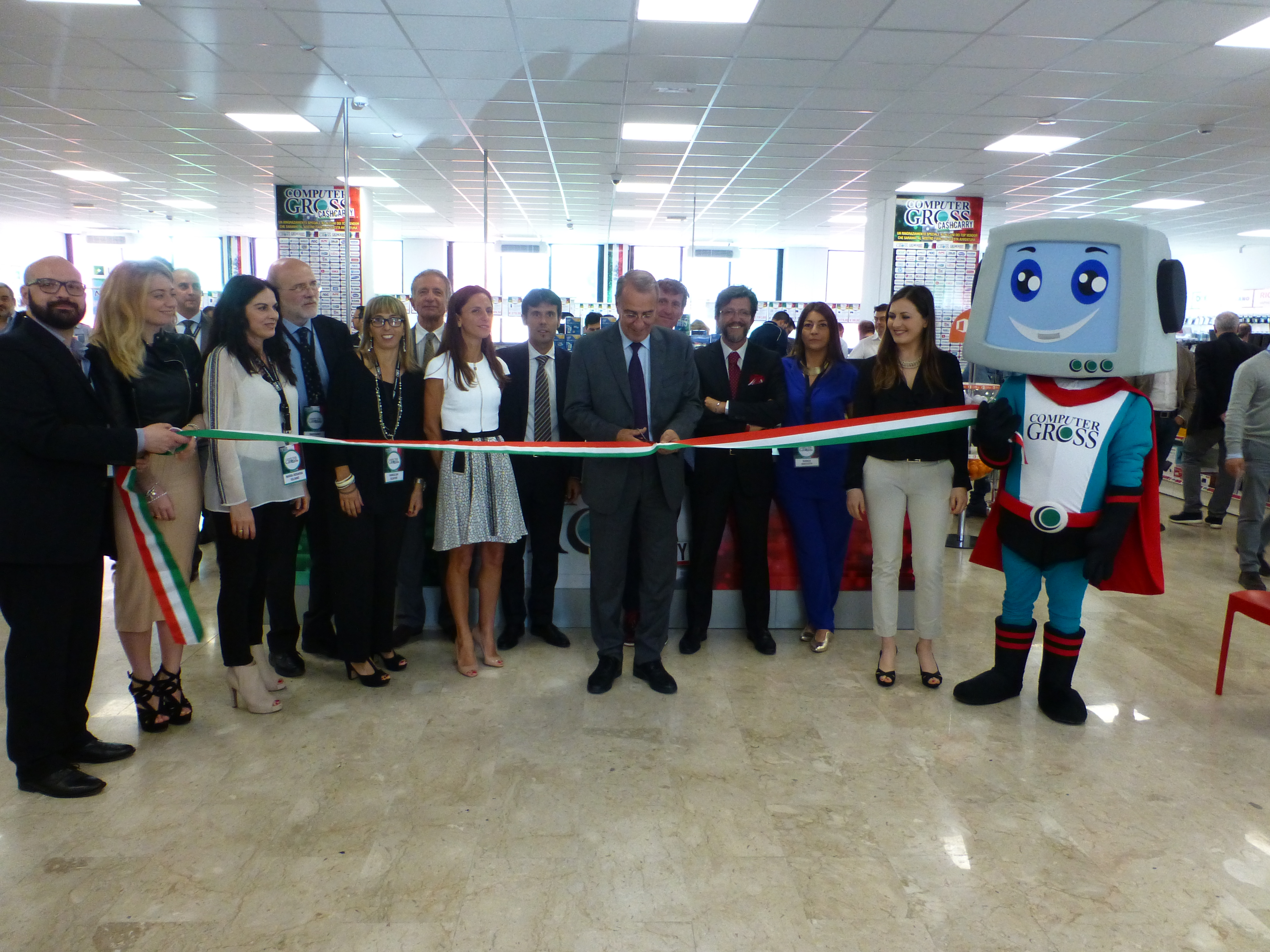 Computer Gross apre a Palermo