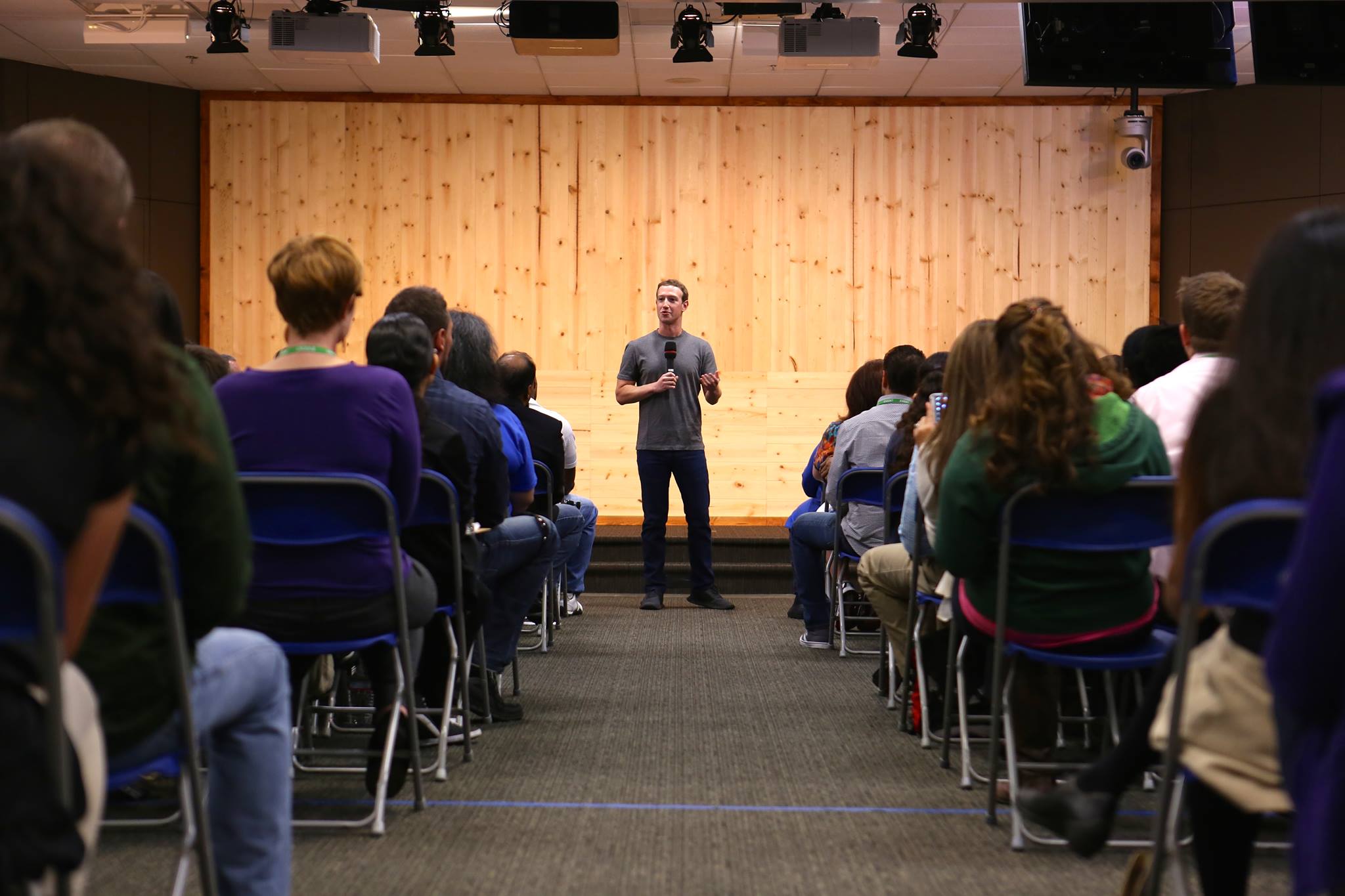 Mark Zuckerberg a Roma: segui qui la diretta dell’incontro