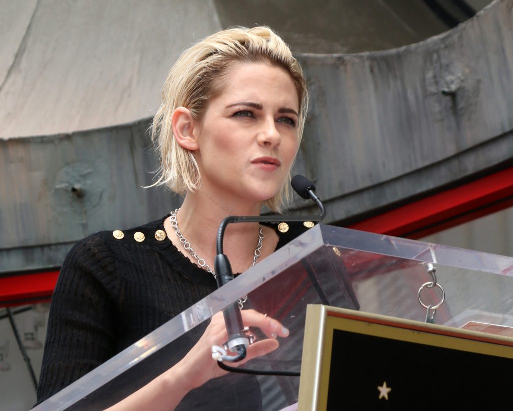 Kristen Stewart studio AI Intelligenza Artificiale