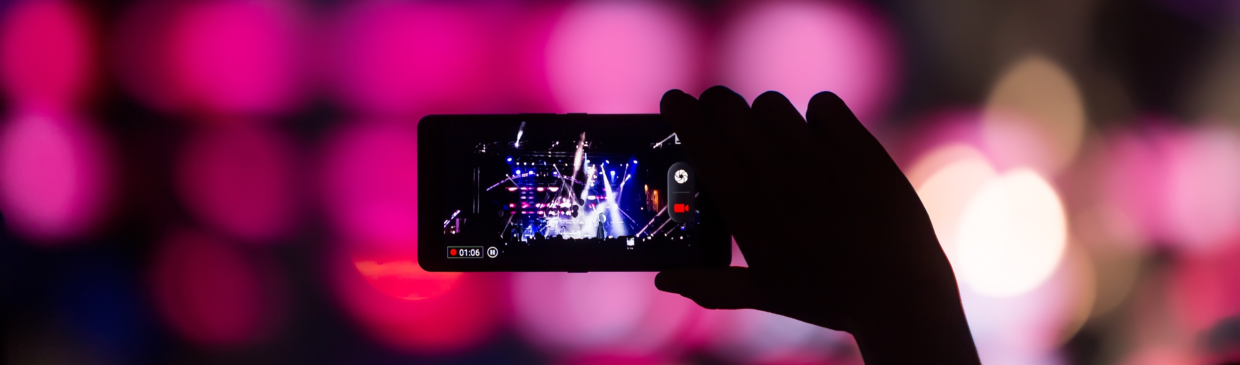 Facebook video: il futuro è live e in realtà virtuale