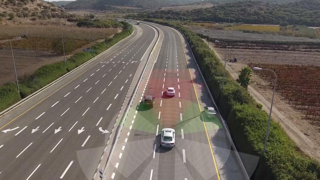 Guida autonoma fiat bmw mobileye intel