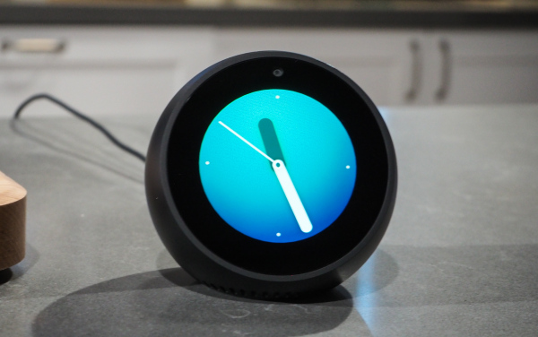 Amazon Echo Spot Annunci Amazon Seattle 2017