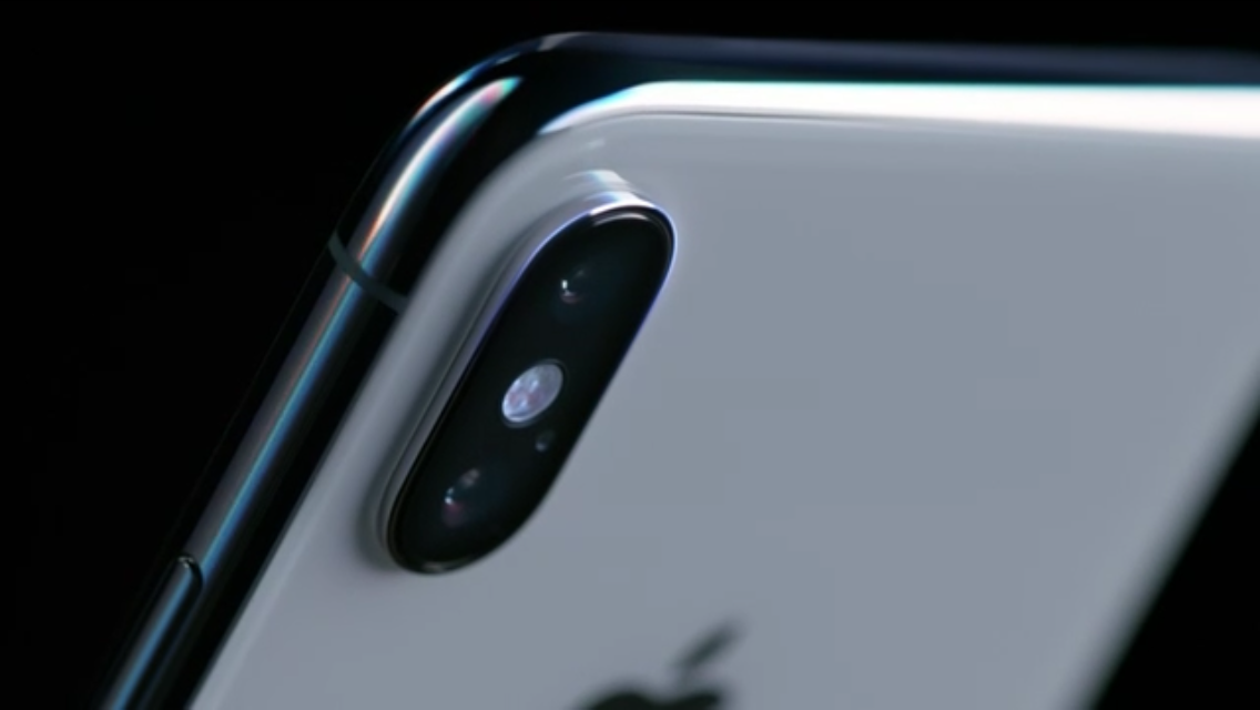 iPhone X: caratteristiche e prezzo del rivoluzionario smartphone Apple
