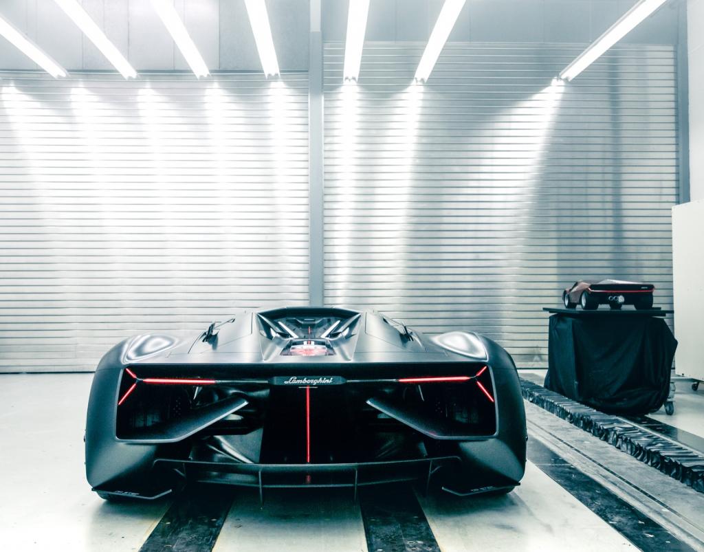 Lamborghini Terzo Millennio, la supercar elettrica fatta con il MIT