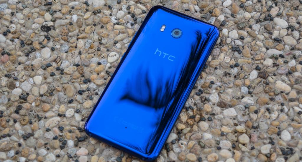 Migliori smartphone al mondo- HTC U11 7