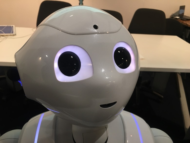 Pepper Robot Amico