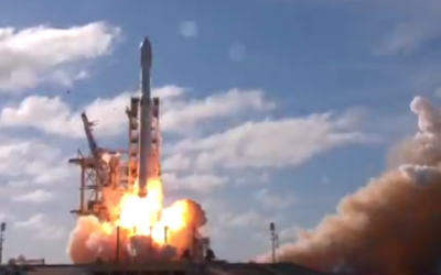 SpaceX Falcon Heavy: tutto sullo storico lancio