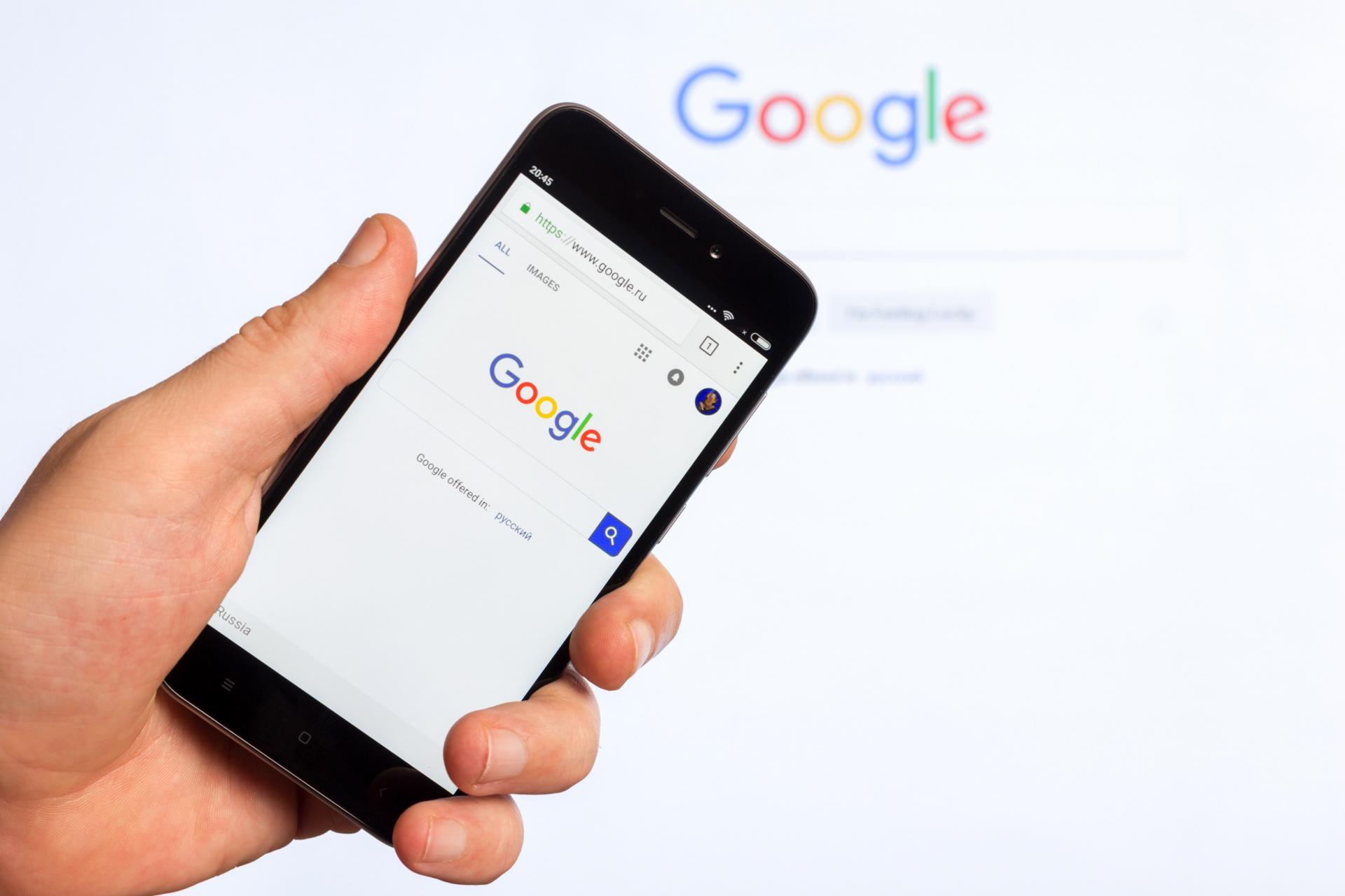 Google implementa l’indicizzazione Mobile-first della ricerca