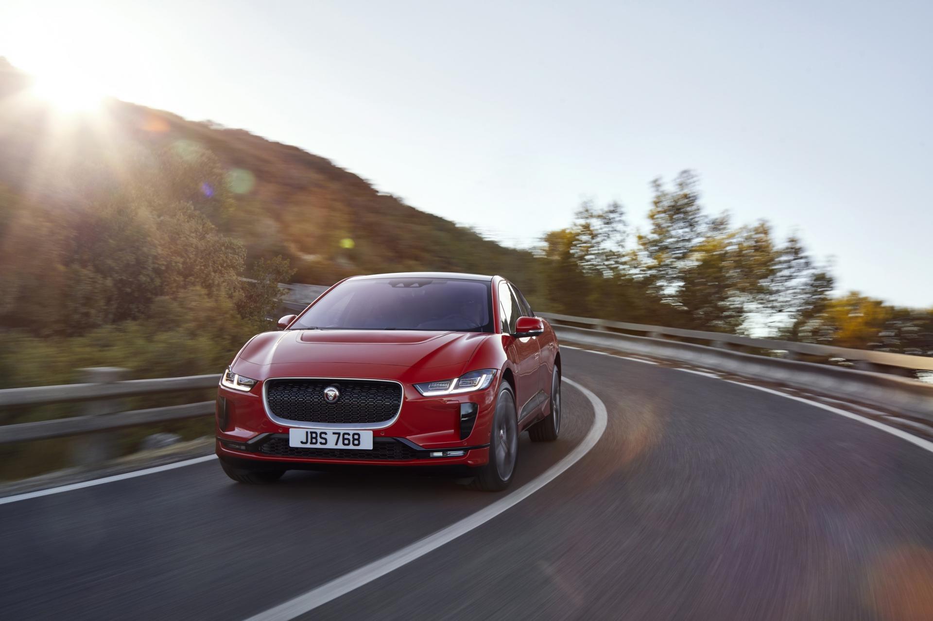Jaguar I-Pace: prezzo e caratteristiche del SUV 100% elettrico Jaguar