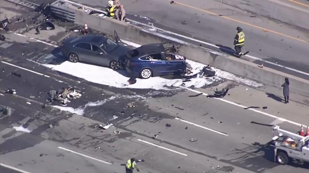 Tesla incidente mortale Model X California