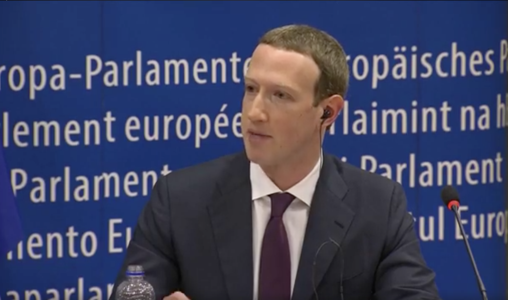Zuckerberg al Parlamento Europeo, cosa ha detto (poco)