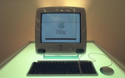 L’iMac di Apple compie 20 anni: un’icona