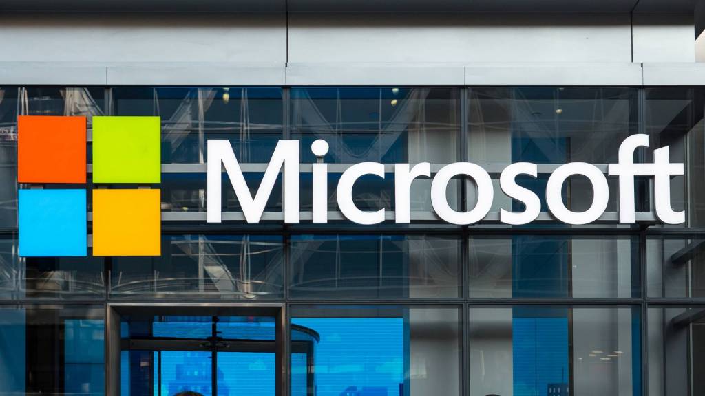 Microsoft chiude gli store