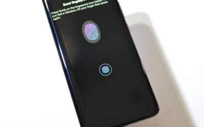 Huawei Mate 20 Pro ha il sensore di impronte digitali sullo schermo