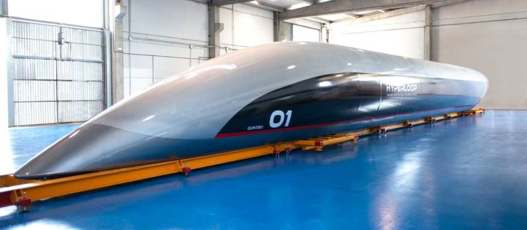 capsula passeggeri hyperloop