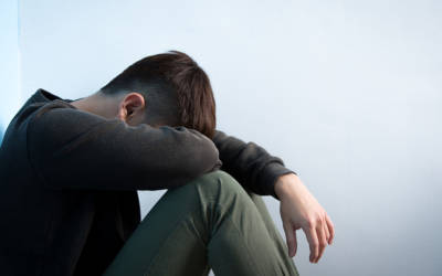 Troppo tempo sui social media porta alla depressione. Lo dice uno studio