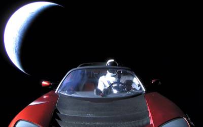 Dov’è la Tesla Roadster lanciata nello spazio con Starman? Oltre Marte