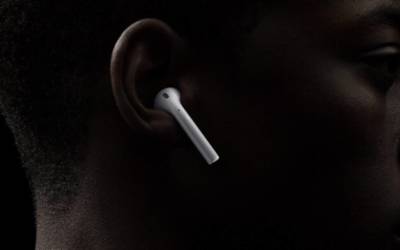 Apple brevetta i nuovi AirPods “universali” e biometrici