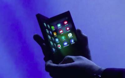 Smartphone pieghevoli: novità 2019