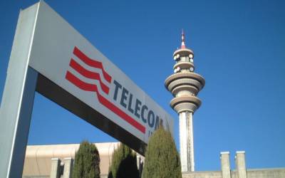 Telecom Italia TIM crolla in Borsa, previsioni 2019 sotto le aspettative