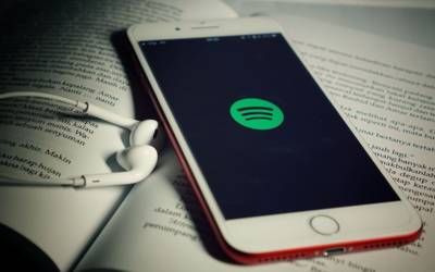 Spotify denuncia Apple: al via l’inchiesta dell’UE