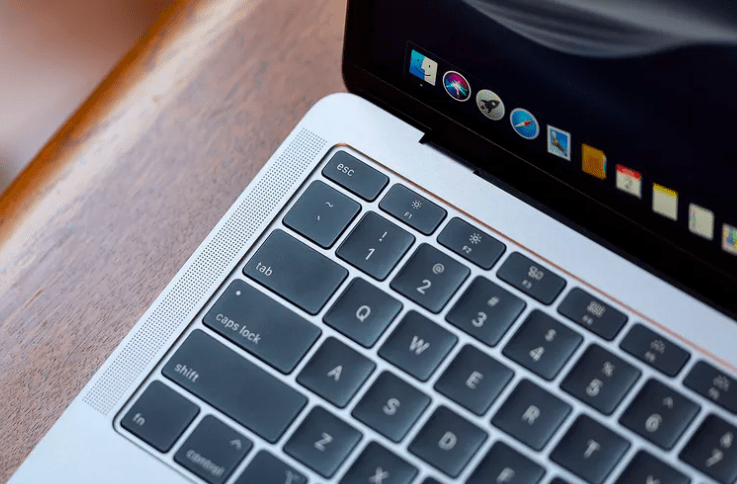 Tastiera del MacBook: Apple la ripara a tutti