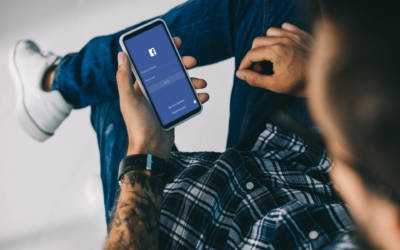 Facebook sospende la preinstallazione delle sue app su Huawei
