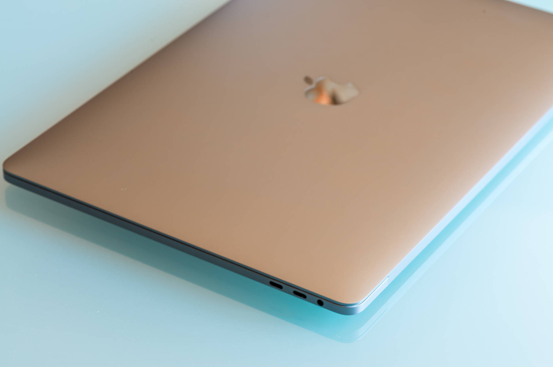 MacBook Pro in aereo: vietato su alcune compagnie