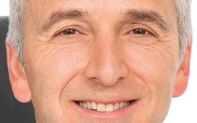 Il modello di business di R1 Group
