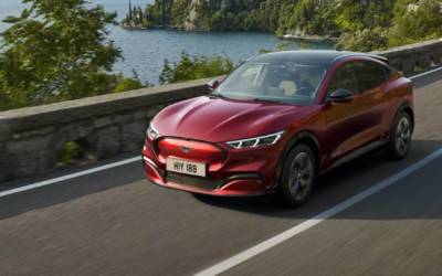 Ford Mustang Mach-E elettrica: caratteristiche e disponibilità