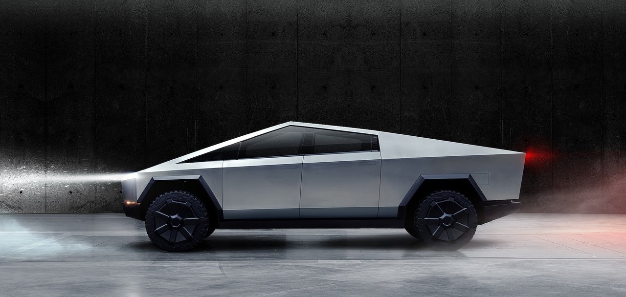 Tesla Cybertruck, Elon Musk elettrizza il segmento dei camion