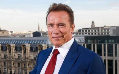 Cover iPhone di Schwarzenegger, geniale e iconica!
