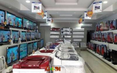 Coronavirus: firmato il nuovo decreto, negozi di elettronica e riparazione aperti