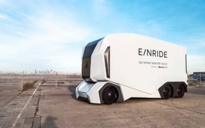 I camion del futuro di Einride, con gli autisti da casa