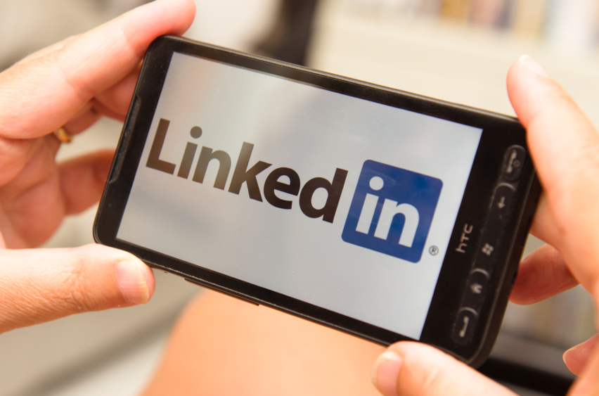 LinkedIn: colloqui di lavoro in video call, la nuova funzione