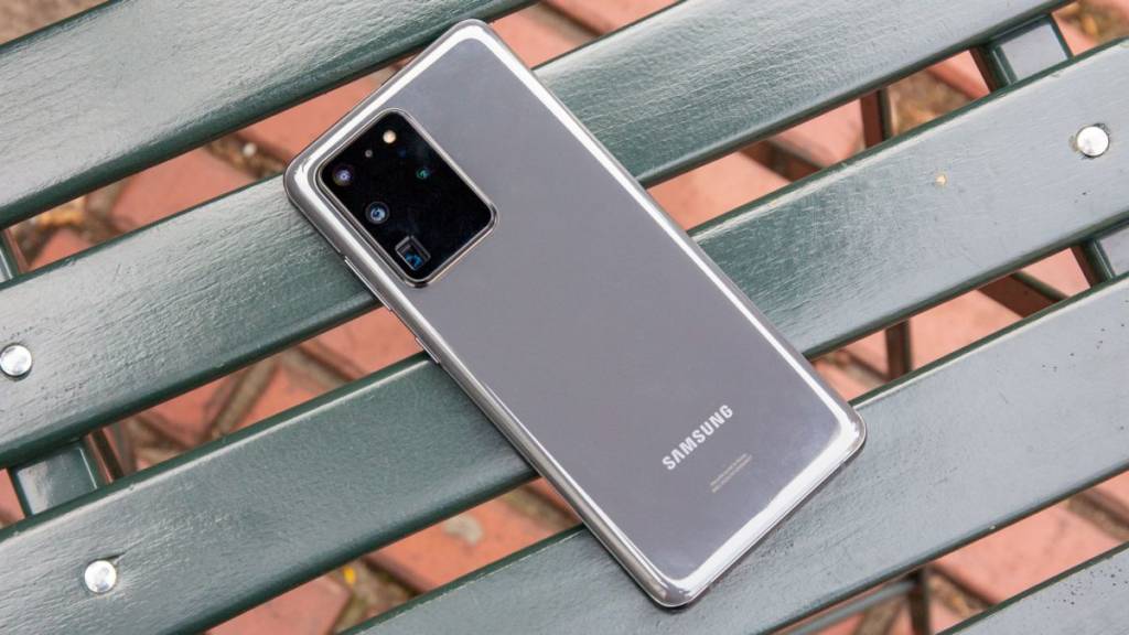 Samsung Galaxy S21 (S30): chipset più potente e cinque fotocamere