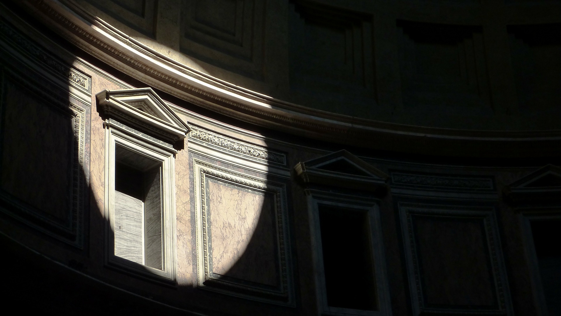 Nuovi colori per il DPCM: ecco quali sono e perchè sono cambiati