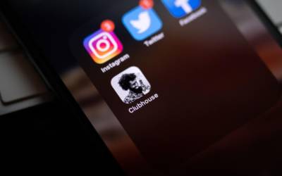 Facebook copia Clubhouse: un clone del nuovo social audio in arrivo?