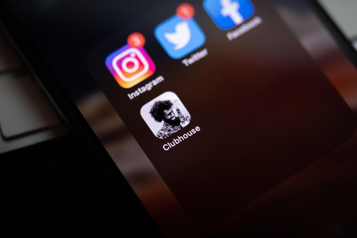 Facebook copia Clubhouse: un clone del nuovo social audio in arrivo?