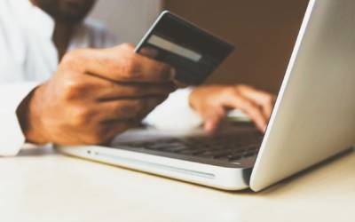 Carte di pagamento italiane hackerate sul dark web, quanto costano