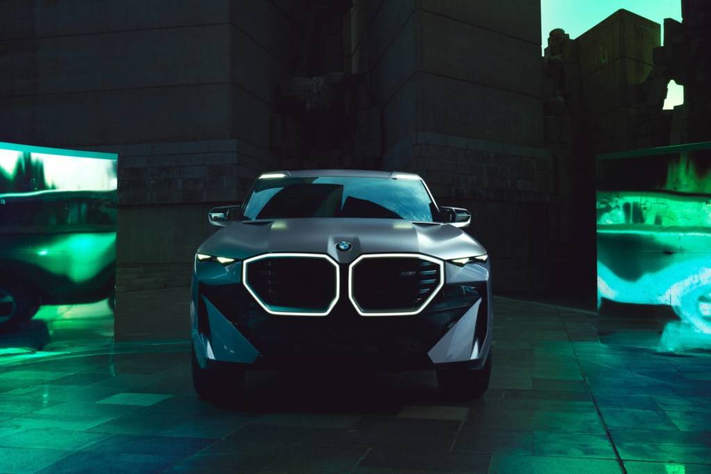 BMW XM Concept fronte