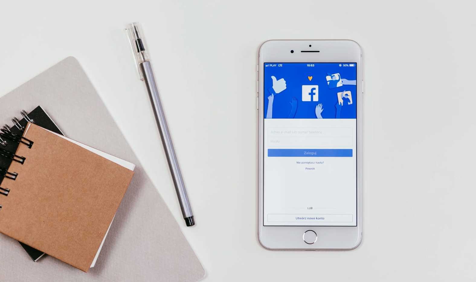 Facebook permetterà di avere fino a 5 profili personali
