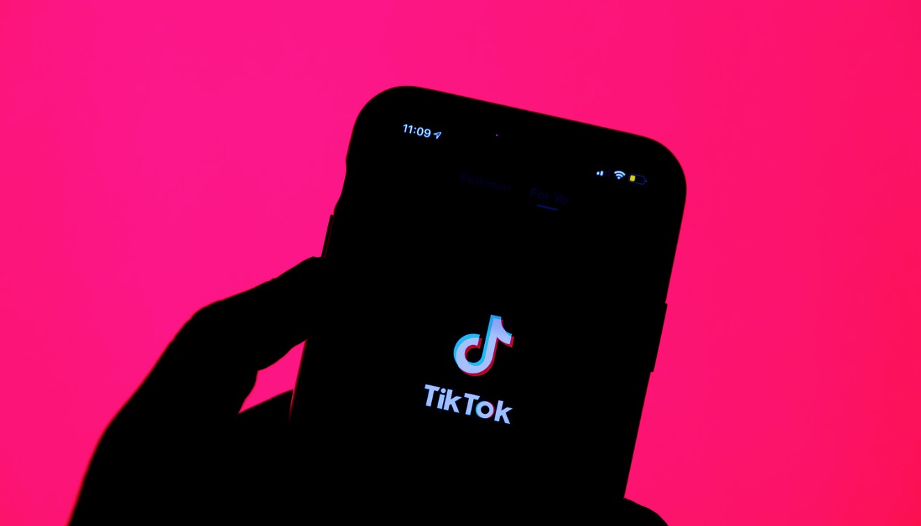 TikTok, nuove regole per le dirette streaming. Cosa cambia