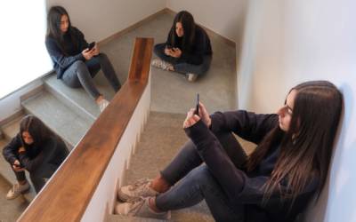 I social media danneggiano la salute mentale, lo afferma uno studio