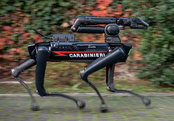 carabinieri-saetta-robot-cane